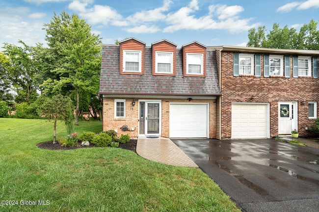 property at 15 Stirrup Dr