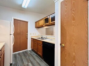 416 Greenlawn Blvd in Round Rock, TX - Building Photo - Building Photo