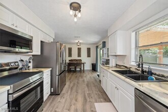 18510 Flamingo Rd in Ft. Myers, FL - Building Photo - Building Photo