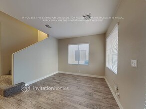 7901 Elk Stone Ave in Las Vegas, NV - Building Photo - Building Photo