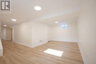 5 Twentieth St in Toronto, ON - Building Photo - Building Photo