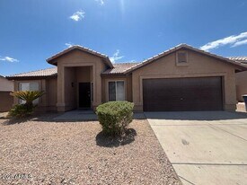 1241 S Wagon Wheel Dr in Chandler, AZ - Building Photo