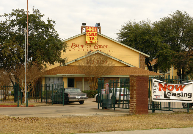 Stepping Stone in San Antonio, TX - Foto de edificio - Building Photo