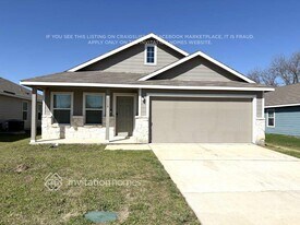 10648 Sewell Cir in Dallas, TX - Building Photo