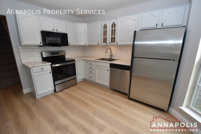 906 Windwhisper Ln in Annapolis, MD - Building Photo - Building Photo