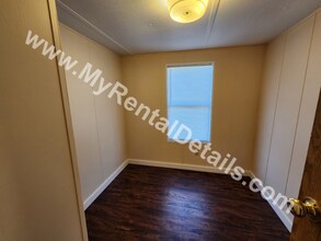 49 Brookdale Rd in Asheville, NC - Building Photo - Building Photo