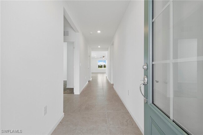 42392 Cascade Dr in Punta Gorda, FL - Building Photo - Building Photo