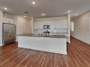 3328 Blodwen St in Las Vegas, NV - Building Photo - Building Photo