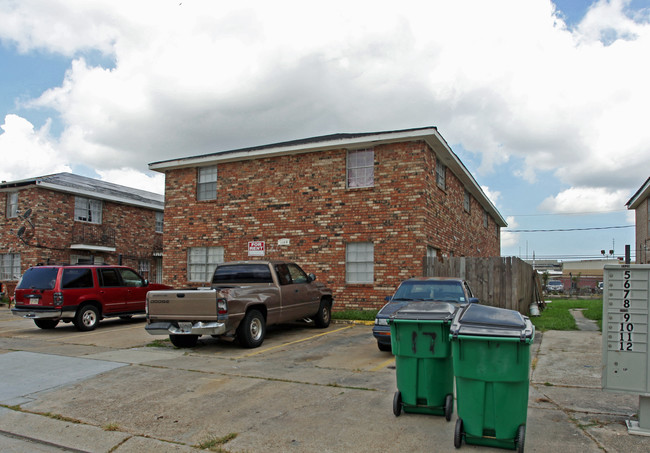 1120-1124 Crape Myrtle Dr in Harvey, LA - Building Photo - Building Photo