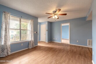 1600 Big Tree Rd in Daytona Beach, FL - Building Photo - Building Photo