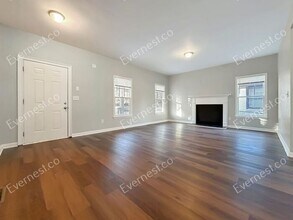 142 Lawton St SW in Atlanta, GA - Building Photo - Building Photo