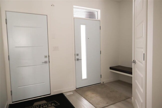 91 Fossil Crk Cres in Winnipeg, MB - Building Photo - Building Photo