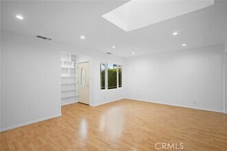 3029 Los Olivos Ln in Montrose, CA - Building Photo - Building Photo