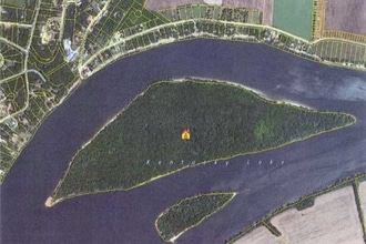 1 Wolf Island Rd in Savannah, TN - Building Photo - Building Photo