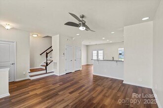 3323 Major Samuals Way in Charlotte, NC - Building Photo - Building Photo