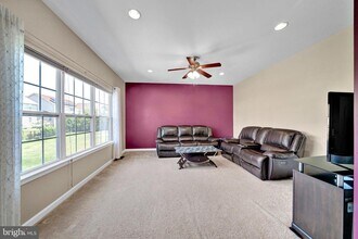 3 Schenck Ln in Franklin Township, NJ - Building Photo - Building Photo