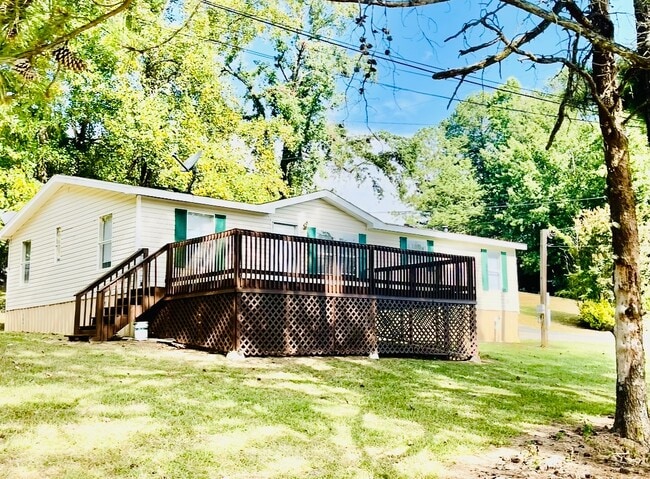 property at 3200 S Dug Gap Rd