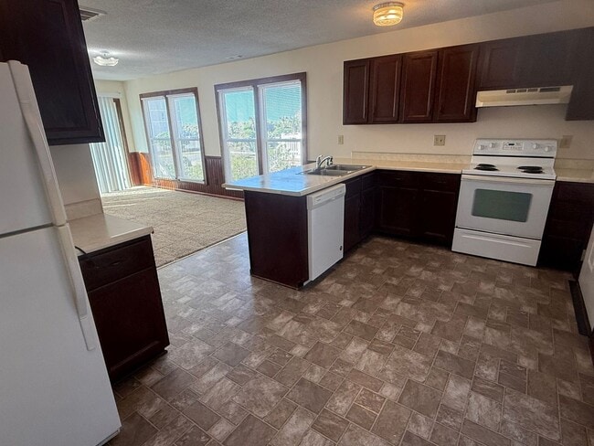 1985 New River Inlet Rd in North Topsail Beach, NC - Building Photo - Building Photo