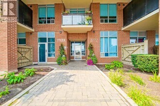 2772 Keele St in Toronto, ON - Building Photo - Building Photo