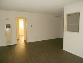 1523 Corinth Ave in Los Angeles, CA - Building Photo - Building Photo