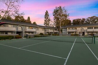 Hillcrest Park in Newbury Park, CA - Building Photo - Building Photo