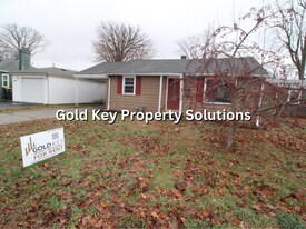 616 Harrison St in Anderson, IN - Building Photo