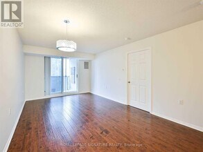 35 Finch Ave E in Toronto, ON - Building Photo - Building Photo