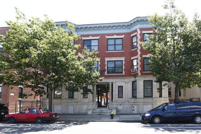 217-219 Columbia Rd in Dorchester, MA - Building Photo - Building Photo