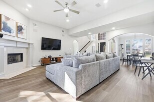 2008 Vista Dr in Lewisville, TX - Building Photo