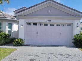 5426 Pecan Dr in Westlake, FL - Building Photo