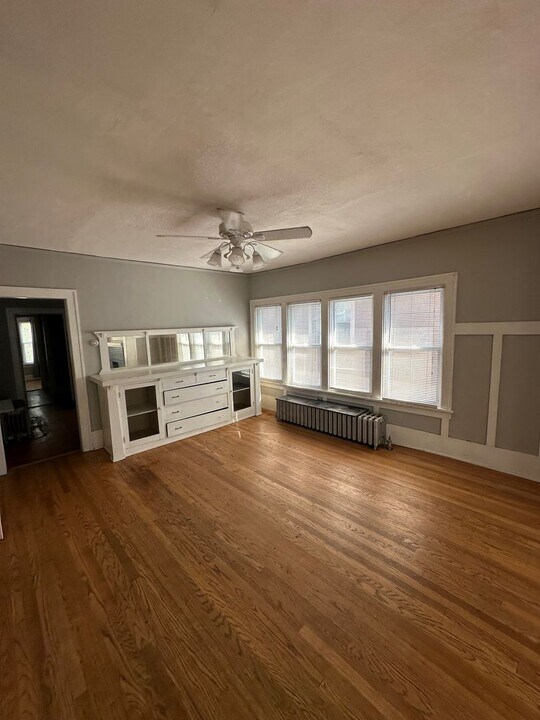 3360 N Downer Ave in Milwaukee, WI - Building Photo