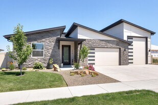 1418 W Caravan St in Kuna, ID - Building Photo