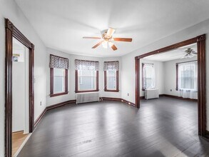 634 High St, Unit 2 in Middletown, CT - Building Photo - Building Photo