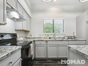1404 Norwalk Ln in Austin, TX - Building Photo - Building Photo