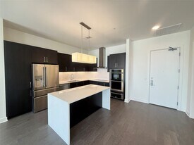 3300 Main St in Houston, TX - Building Photo