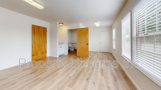 property at 2371 Washington Ave