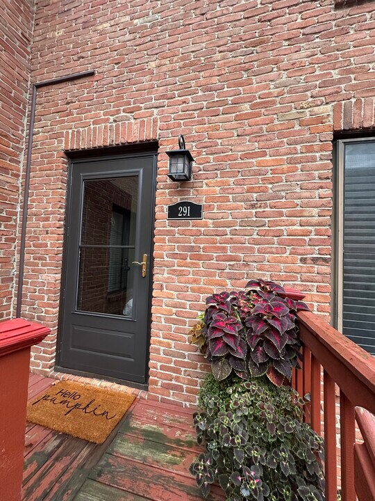 291 Lear St, Unit 291 in Columbus, OH - Foto de edificio