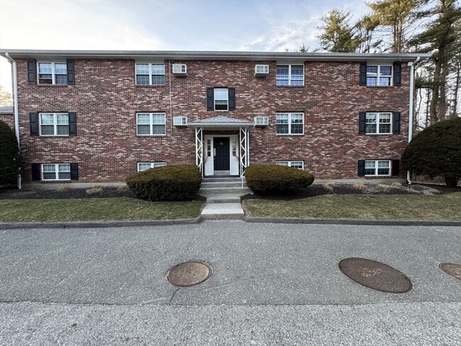 property at 4 Dodge Rd