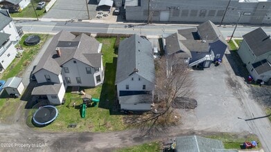 175 Dundaff St in Carbondale, PA - Foto de edificio - Building Photo