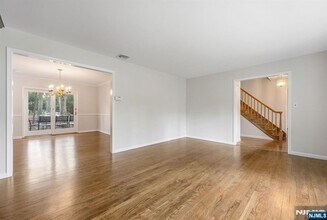 20 Dogwood Dr in Allendale, NJ - Building Photo - Building Photo