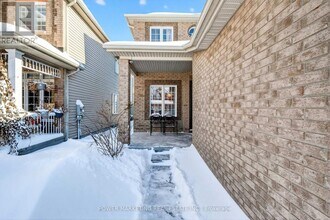 119 Finn Ct in Ottawa, ON - Building Photo - Building Photo
