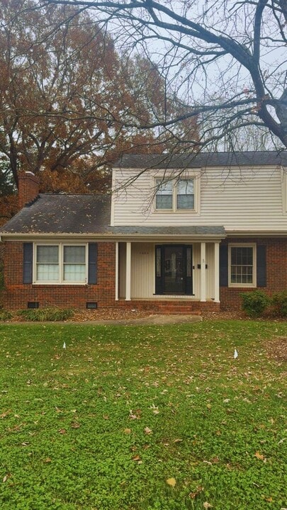 1603 Buckingham Ave in Gastonia, NC - Building Photo