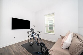 9750 Neruda St in Orlando, FL - Building Photo - Building Photo