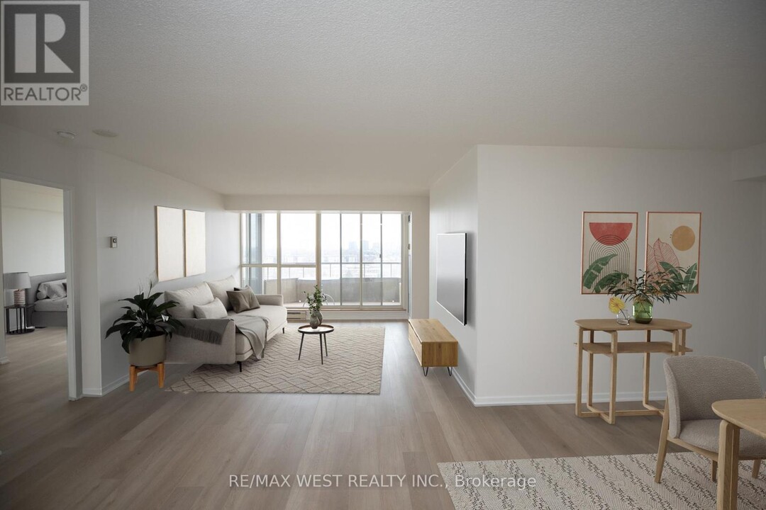 10-1710 Torresdale Ave in Toronto, ON - Building Photo