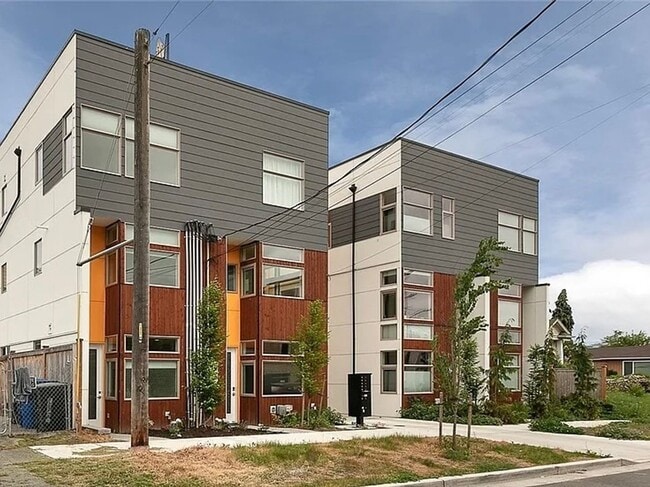 North Beacon Hill Townhouse in Seattle, WA - Foto de edificio - Building Photo