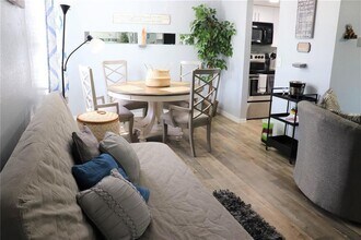 140 Hunter Lake Dr in Oldsmar, FL - Building Photo - Building Photo