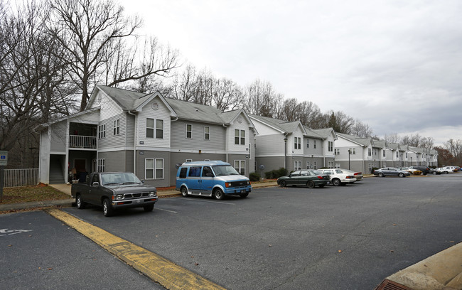 Parkview Apartment Homes in Mooresville, NC - Building Photo - Building Photo