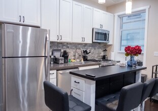 245 W 113th St, Unit SI ID1316961P in New York, NY - Foto de edificio - Building Photo