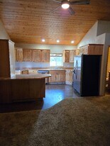 16 Magstadt Ln in Kalispell, MT - Building Photo