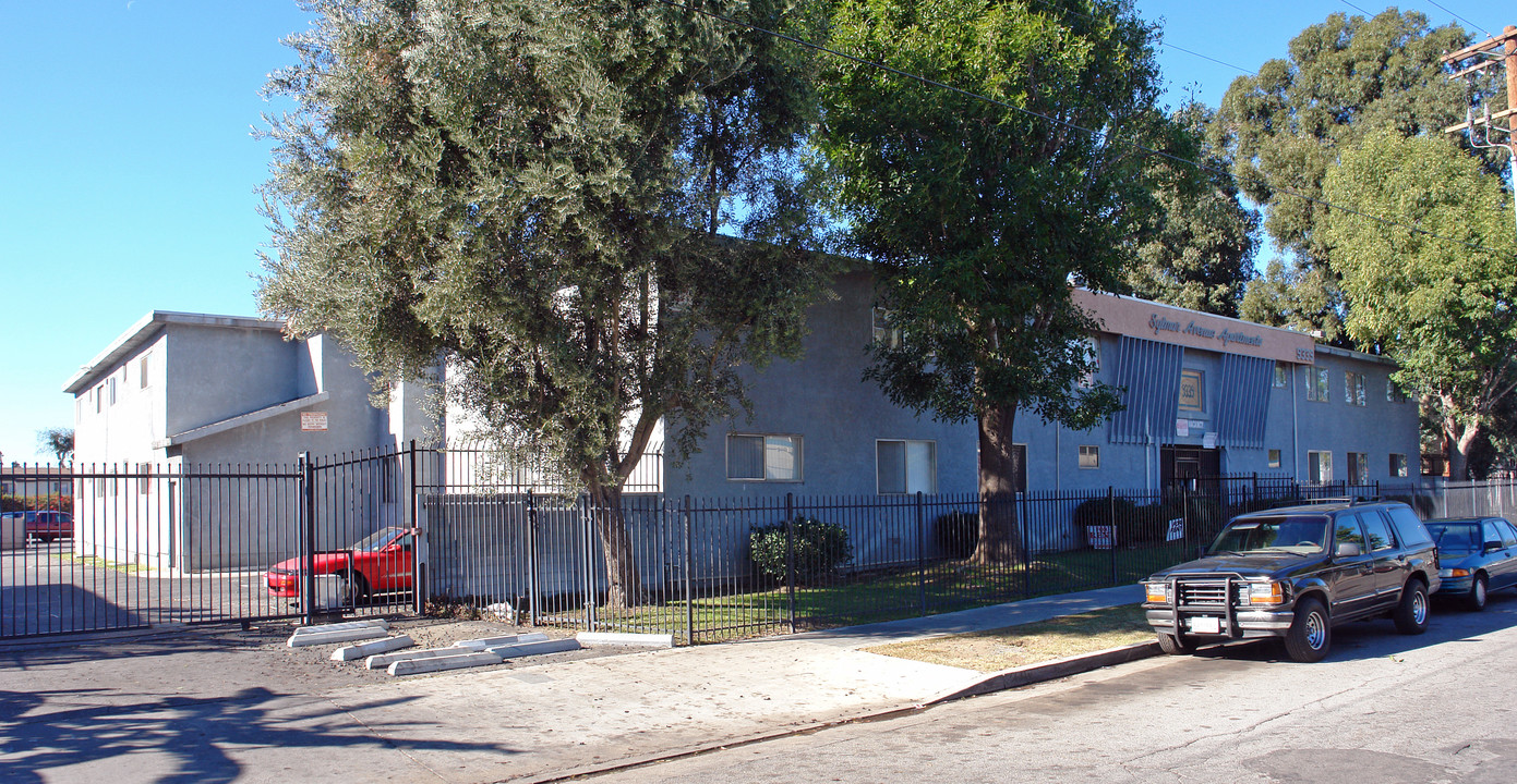 Sylmar Avenue Apartments in Van Nuys, CA - Building Photo